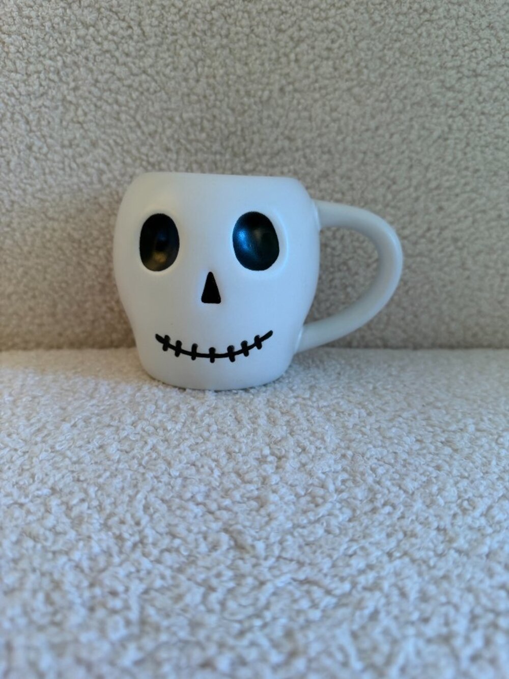 NWT! Spritz Skeleton Skull Halloween Mug